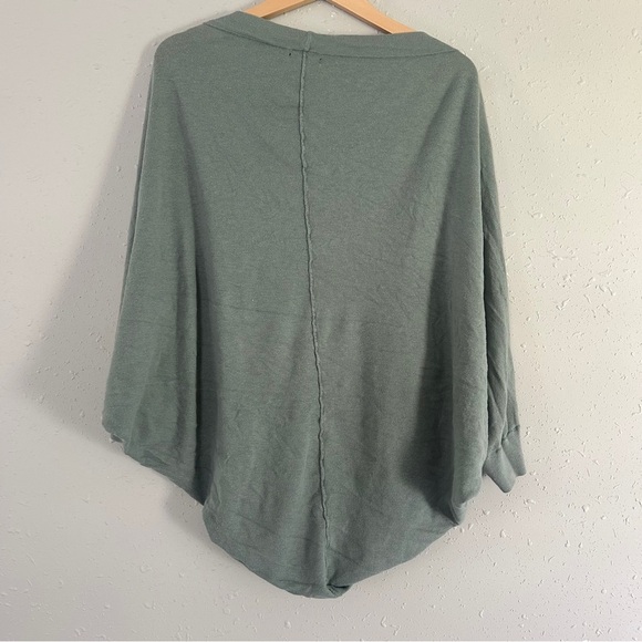 GAP Factory Green Cardigan Sweater Batwing Slouchy Oversized Fit XS Small Casual - Picture 5 of 7